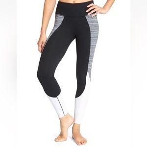 Athleta Jacquard High Rose Flow Yoga Legginga